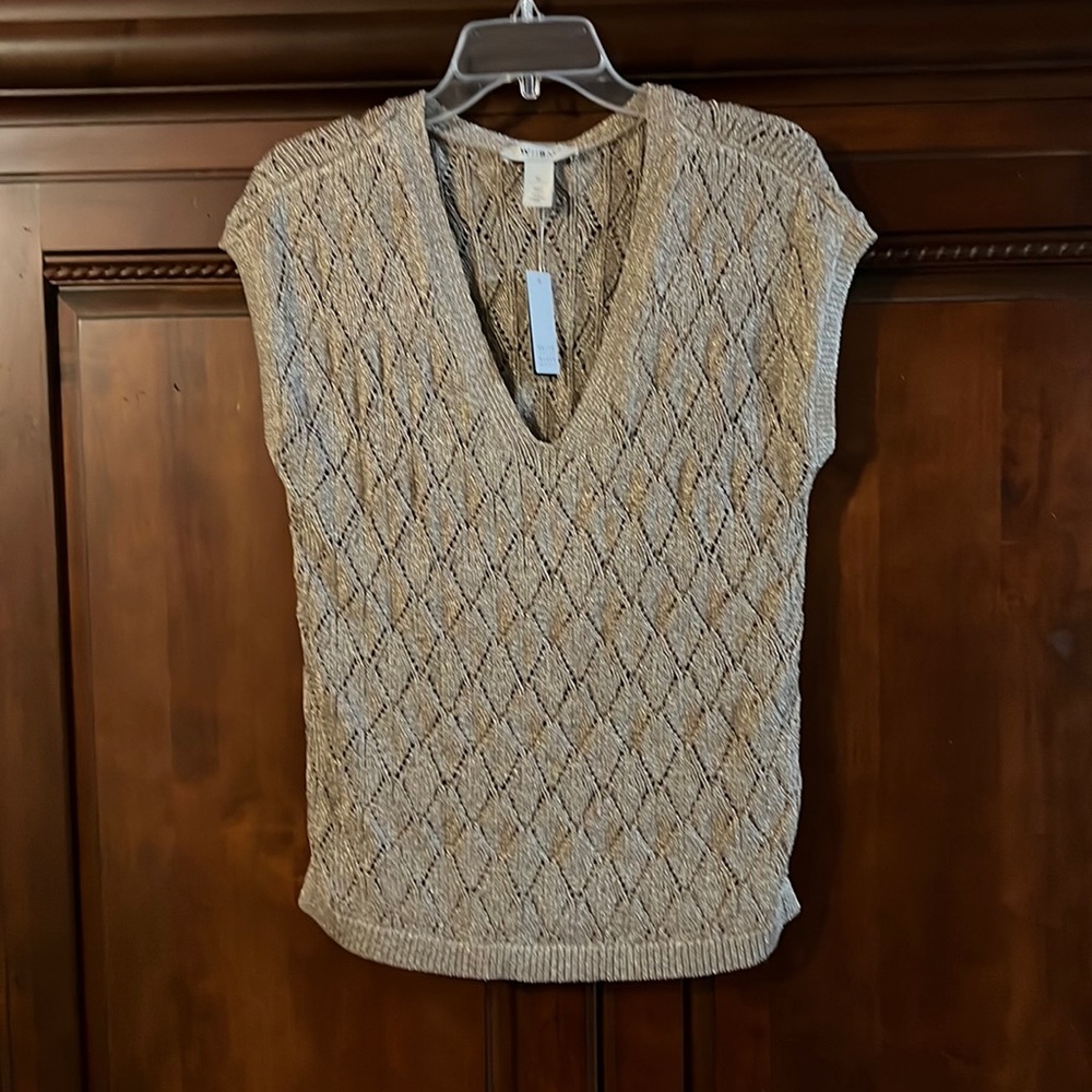 Sweater vest